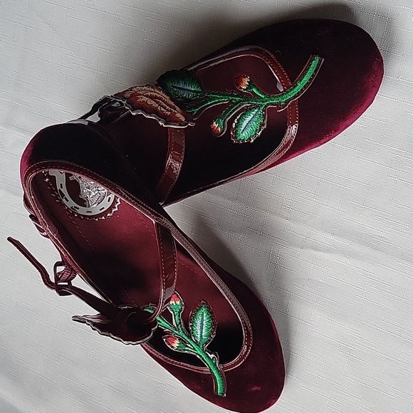 Miss L Fire Floral  Velvet Embroidered  Burgundy Mary Jane Shoes Size 6.5 - Picture 9 of 10